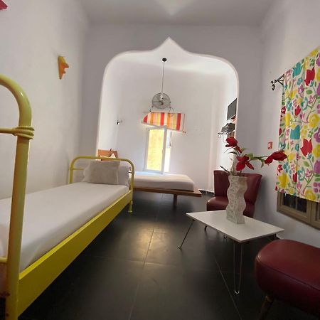 Hostal Valencia - Private Room With Bathroom Chefchaouen Bagian luar foto