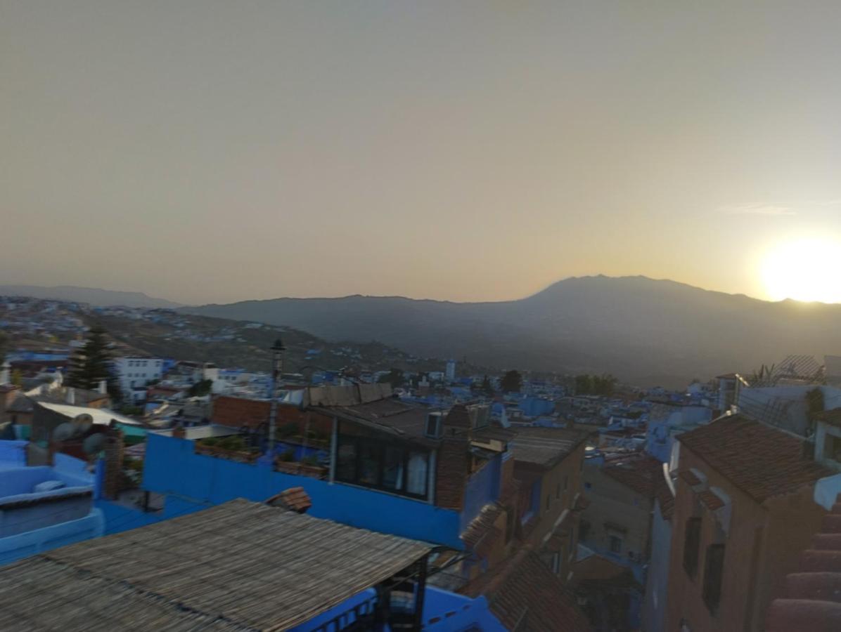 Hostal Valencia - Private Room With Bathroom Chefchaouen Bagian luar foto